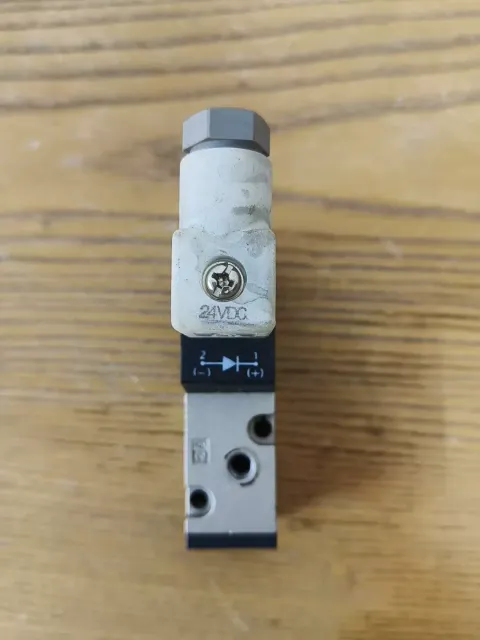 SMC VK332V-5DZ-M5 Industrial Automation Component product photo 5