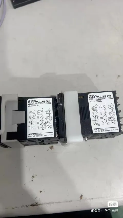 OMRON E5CC-QX2DSM-802 Industrial Control Board — product photo 3 of 3