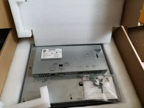 Siemens 6AV6643-0CD01-1AX1 Industrial Automation Component — product photo 5 of 5