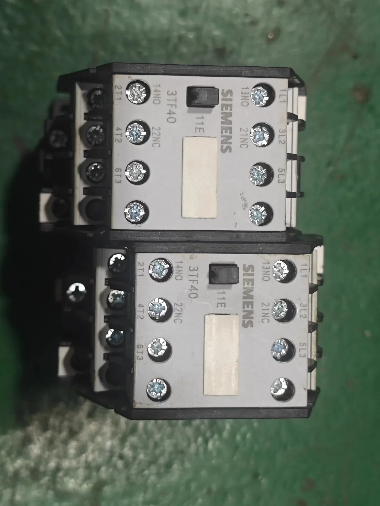 Siemens 3TF40 11-1X Industrial Relay product photo 1