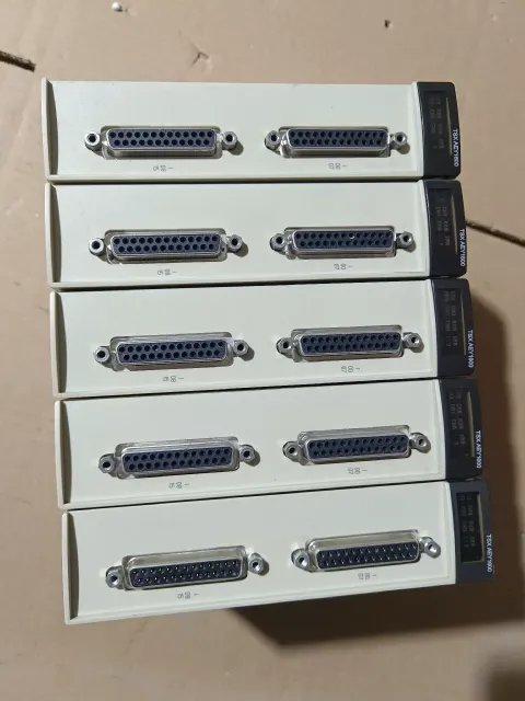 Schneider Electric TSXAEY1600 Industrial Automation Component — product photo 8 of 17