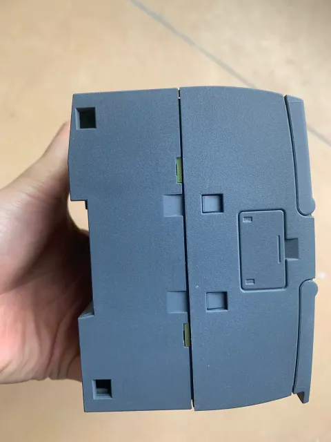 Siemens 6ES7214-1HG40-0XB0 PLC Module — product photo 8 of 17