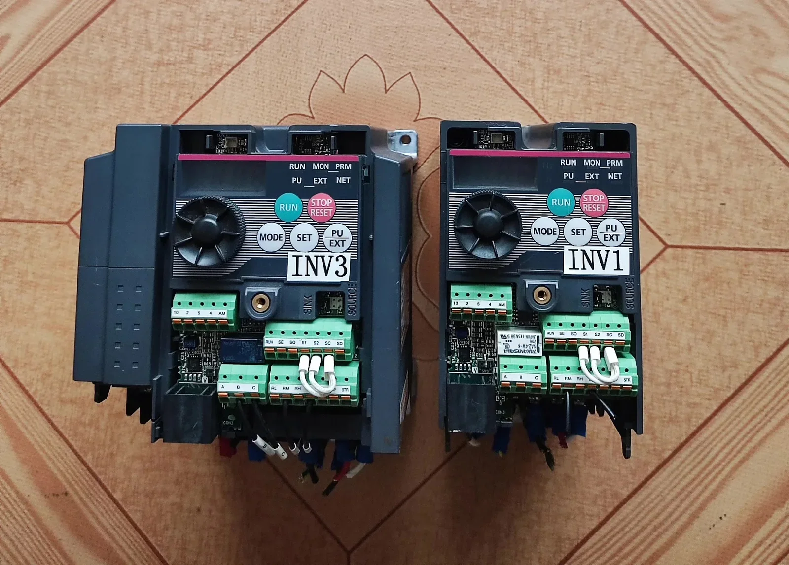Mitsubishi Electric FR-D720S-1.5K-CHT / FR-D720S-0.4K-CHT Motor & Drive Component product photo 1