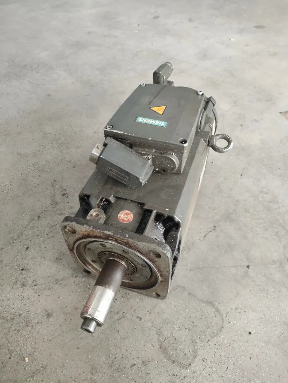 Siemens 1FK7063-2AF71-1RH0 Motor & Drive Component product photo 1
