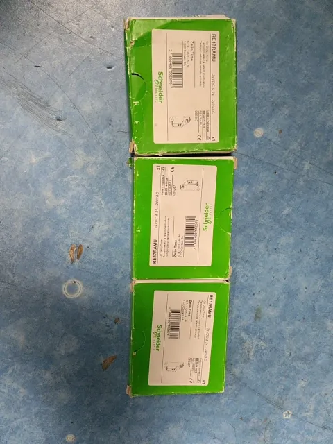 Schneider Electric RE17RAMU Industrial Relay — product photo 9 of 9