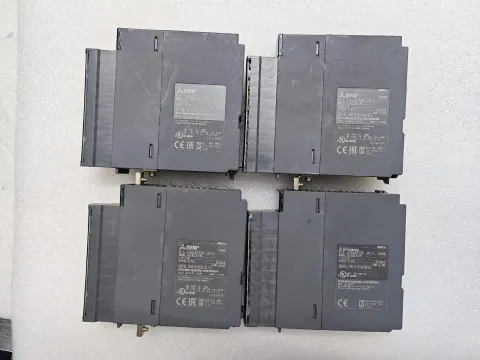Mitsubishi Electric Q68DAVN PLC Module — product photo 17 of 31