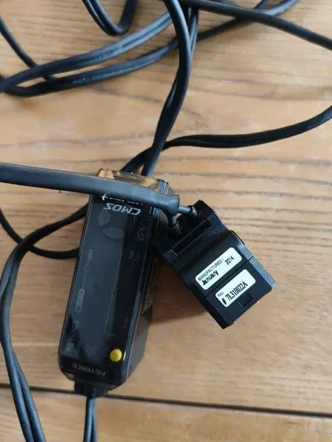 KEYENCE GV-21 + GV-H45L Industrial Sensor — product photo 5 of 13