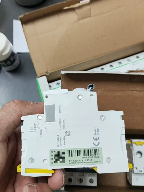 Schneider Electric A9F18363 Industrial Automation Component — product photo 4 of 4