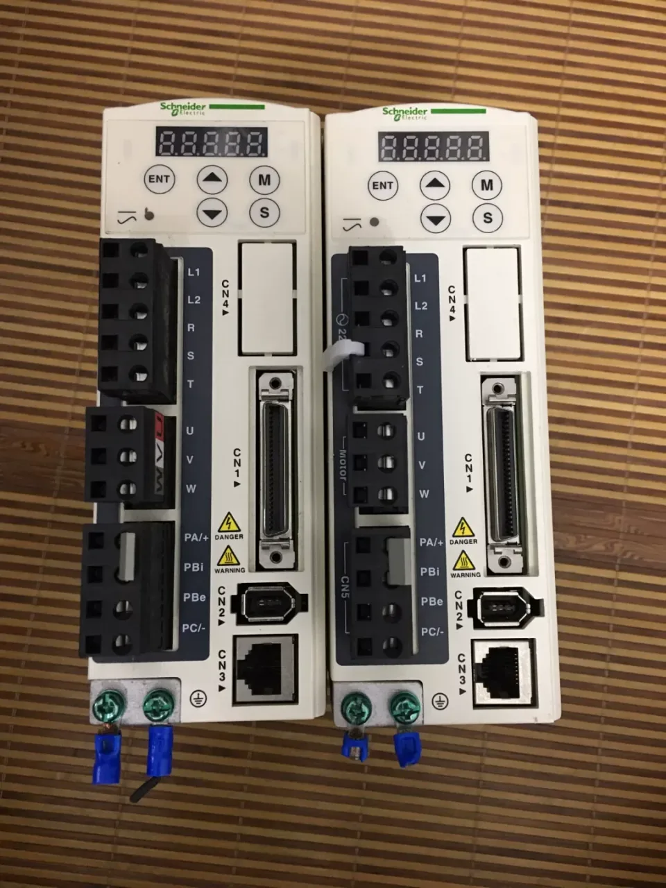 Schneider Electric LXM23DU02M3X Motor & Drive Component product photo 1