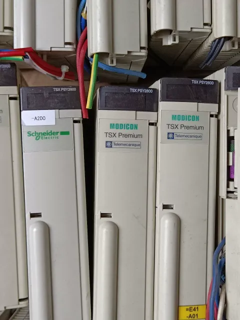 Schneider Electric / Modicon TSXPSY2600 PLC Module product photo 2