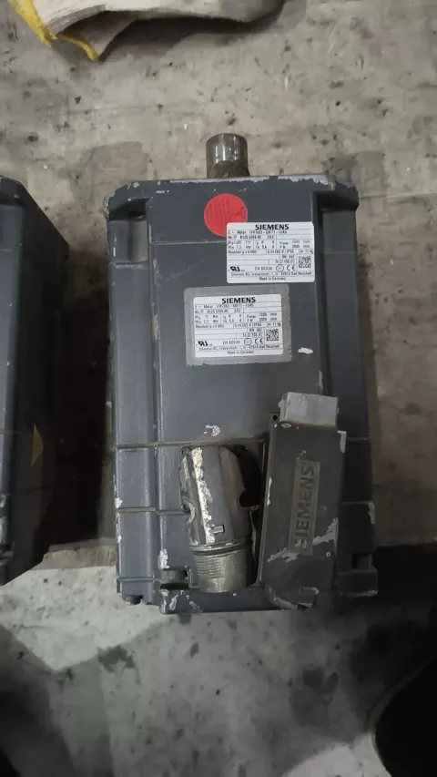Siemens 1FK7063-5AF71-1UA5 Motor & Drive Component product photo 3