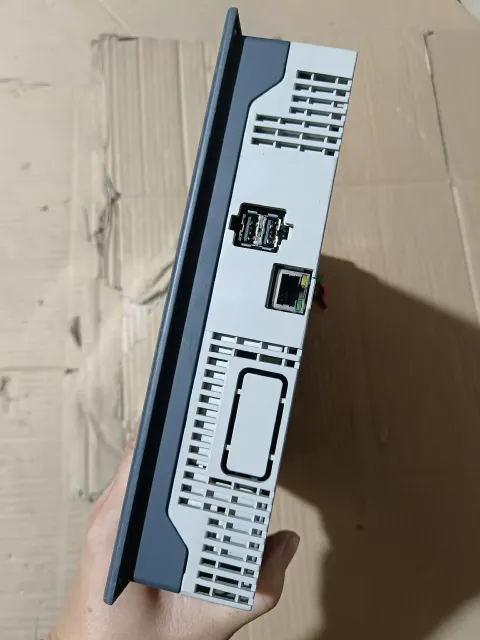Schneider Electric XBTGT6330 Industrial Automation Component product photo 4