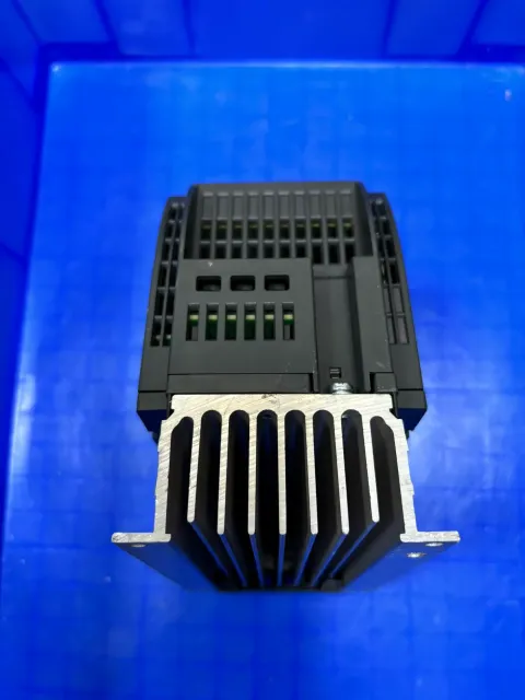 Siemens 6SL3210-5BE22-2UV0 Industrial Automation Component — product photo 16 of 17