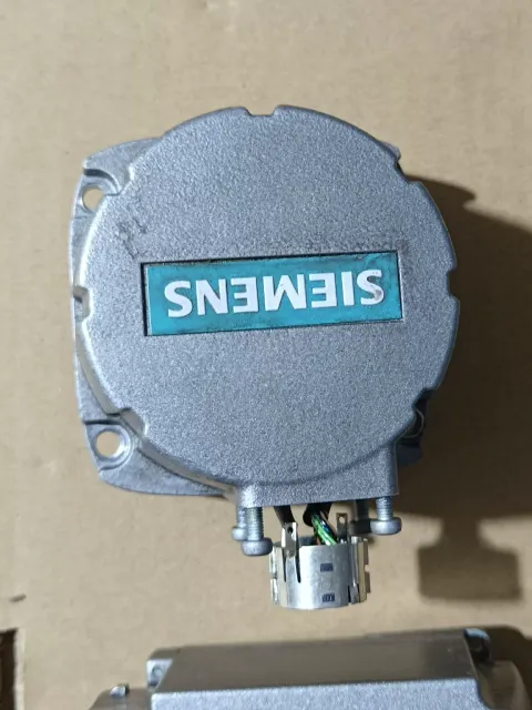 Siemens / Heidenhain 6FX2001-5JE22-3QA0 / Heidenhain ID 736080-05 Industrial Encoder product photo 3