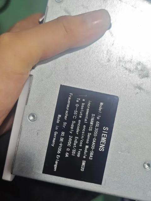 Siemens 6SL3055-0AA00-5BA3 Industrial Sensor product photo 3