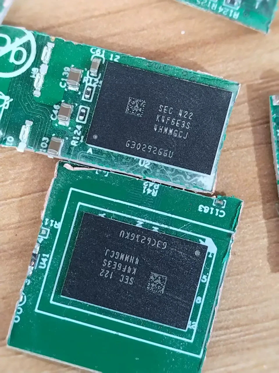 Samsung K4F6E3S4HMMGCJ Industrial Automation Component product photo 1