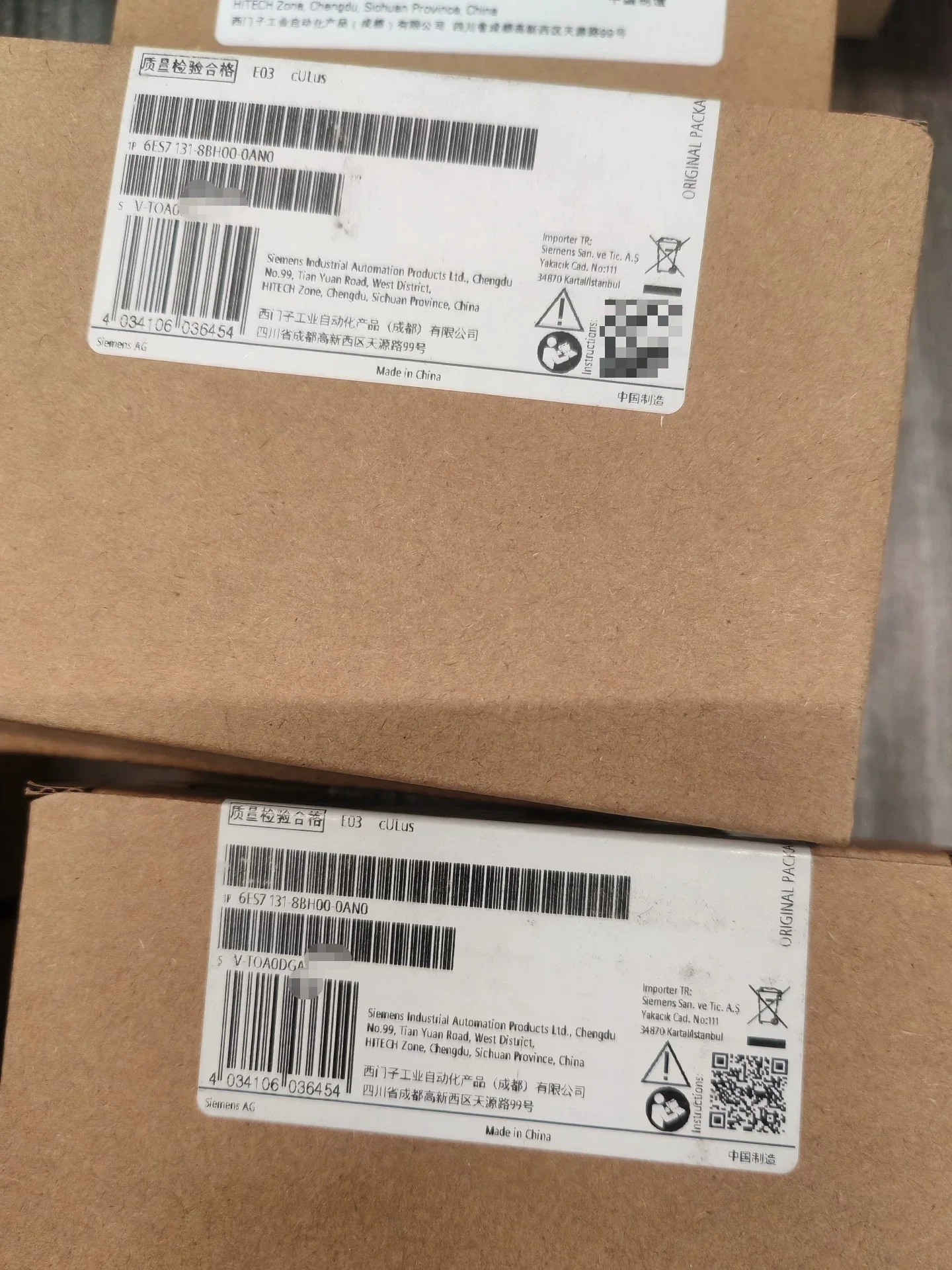Siemens 6ES7131-8BH00-0AN0 Industrial Automation Component product photo 1