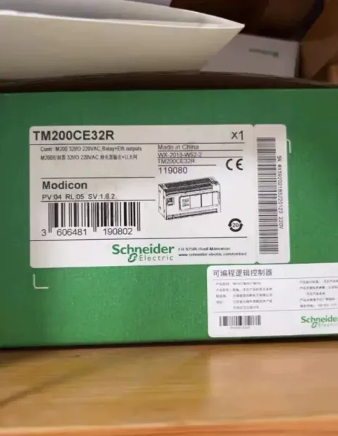 Schneider Electric TM100C32RN PLC Module — product photo 11 of 12