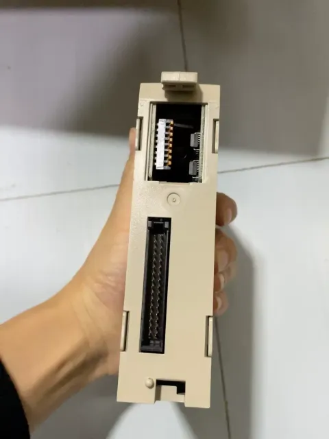 Omron C200H-NC112 PLC Module product photo 3