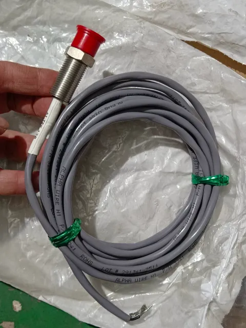 AI-TEK Instruments 70085-1010-131 Industrial Sensor — product photo 7 of 9