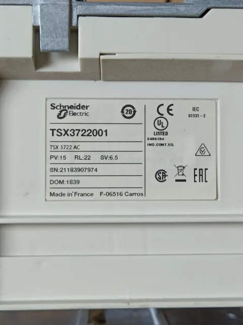 Schneider Electric TSX3721001 / TSX3722001 PLC Module product photo 3