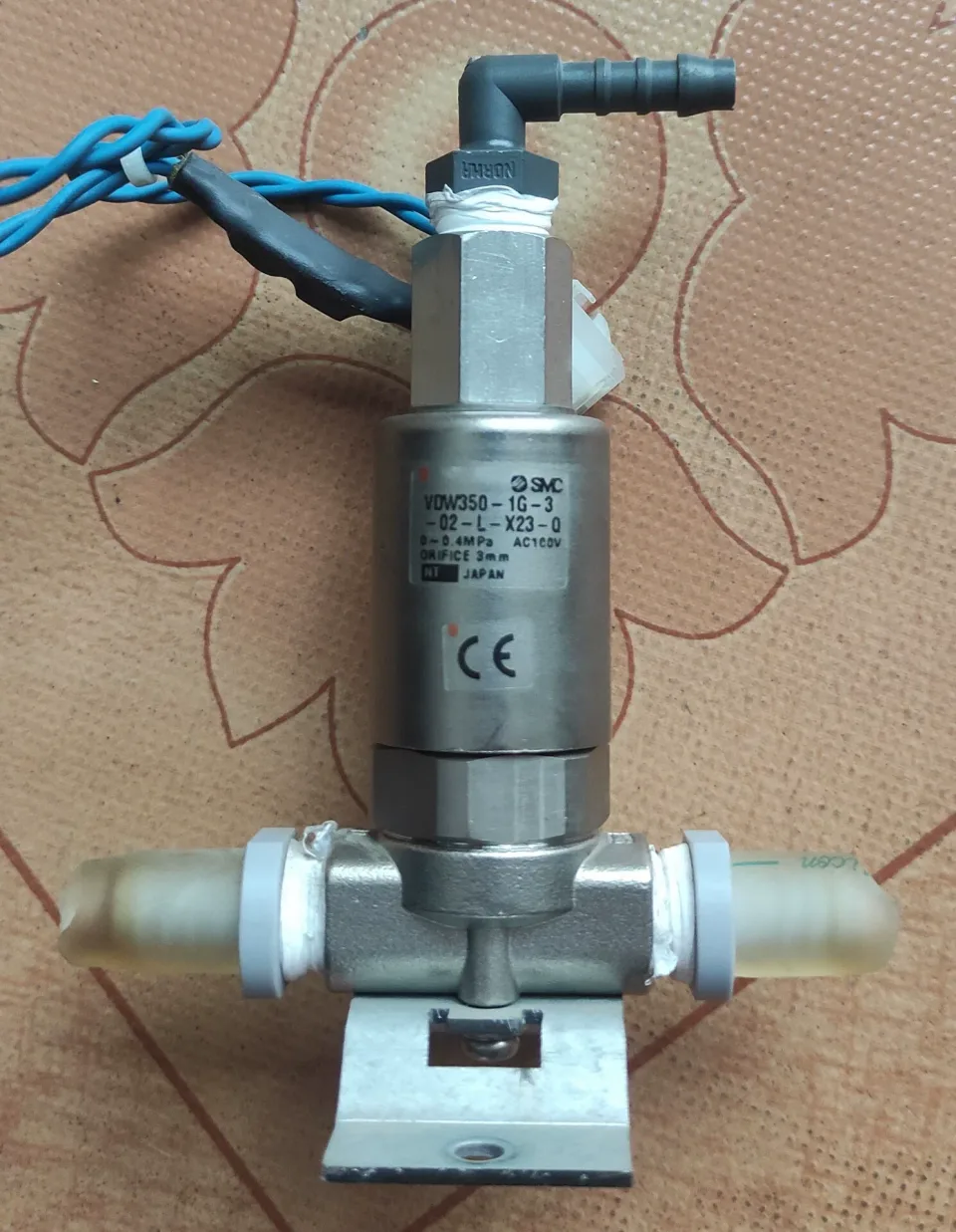 SMC VDW350-1G-3-02-L-X23-Q Industrial Automation Component product photo 1