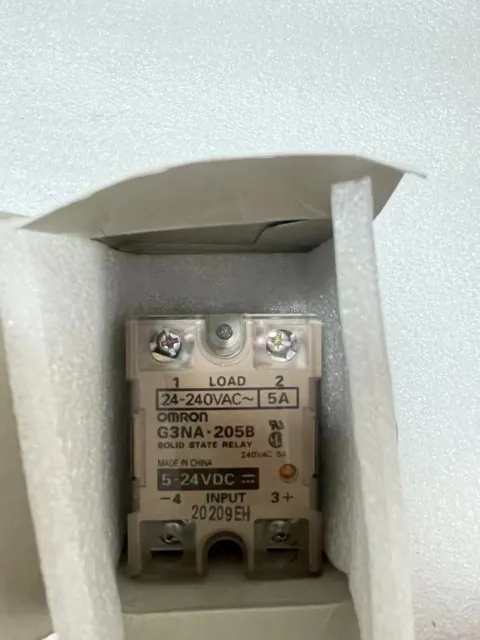 Omron G3NA-205B Industrial Relay product photo 2