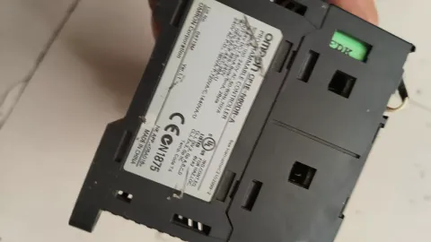 OMRON CP1E-N60DR-A PLC Module — product photo 7 of 18
