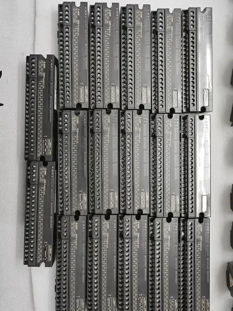 Mitsubishi Electric AJ65SBTB1-32D I/O Module — product photo 6 of 50