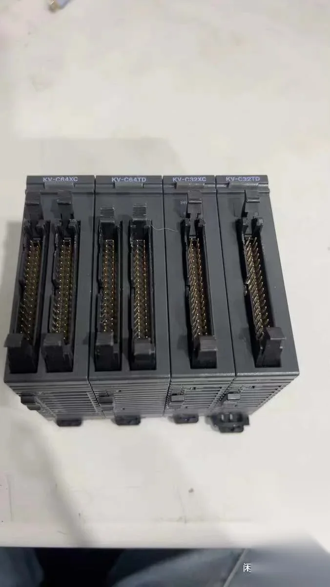 Keyence KV-C32XC Industrial Automation Component product photo 1