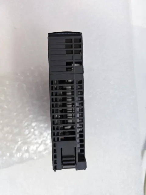 Mitsubishi Electric QJ71GF11-T2 Industrial Automation Component — product photo 3 of 42