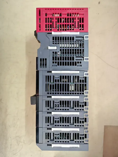 Mitsubishi Electric L61P-CM + L02CPU-CM + LD75P4-CM + LJ61BT11-CM + LX42C4-CM + LY42NT1P-CM PLC Module product photo 3