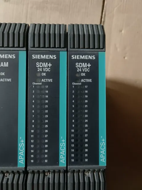 Siemens 39SDM024DCCBN 16101-174/12 / 39EAMCBN 16154-93/3 / 39ACM24BEN 16139-215/5 Industrial Automation Component product photo 7