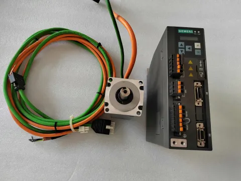 Siemens 6SL3210-5FB10-4UF1 + 1FL6034-2AF21-1AA1 Motor & Drive Component product photo 1