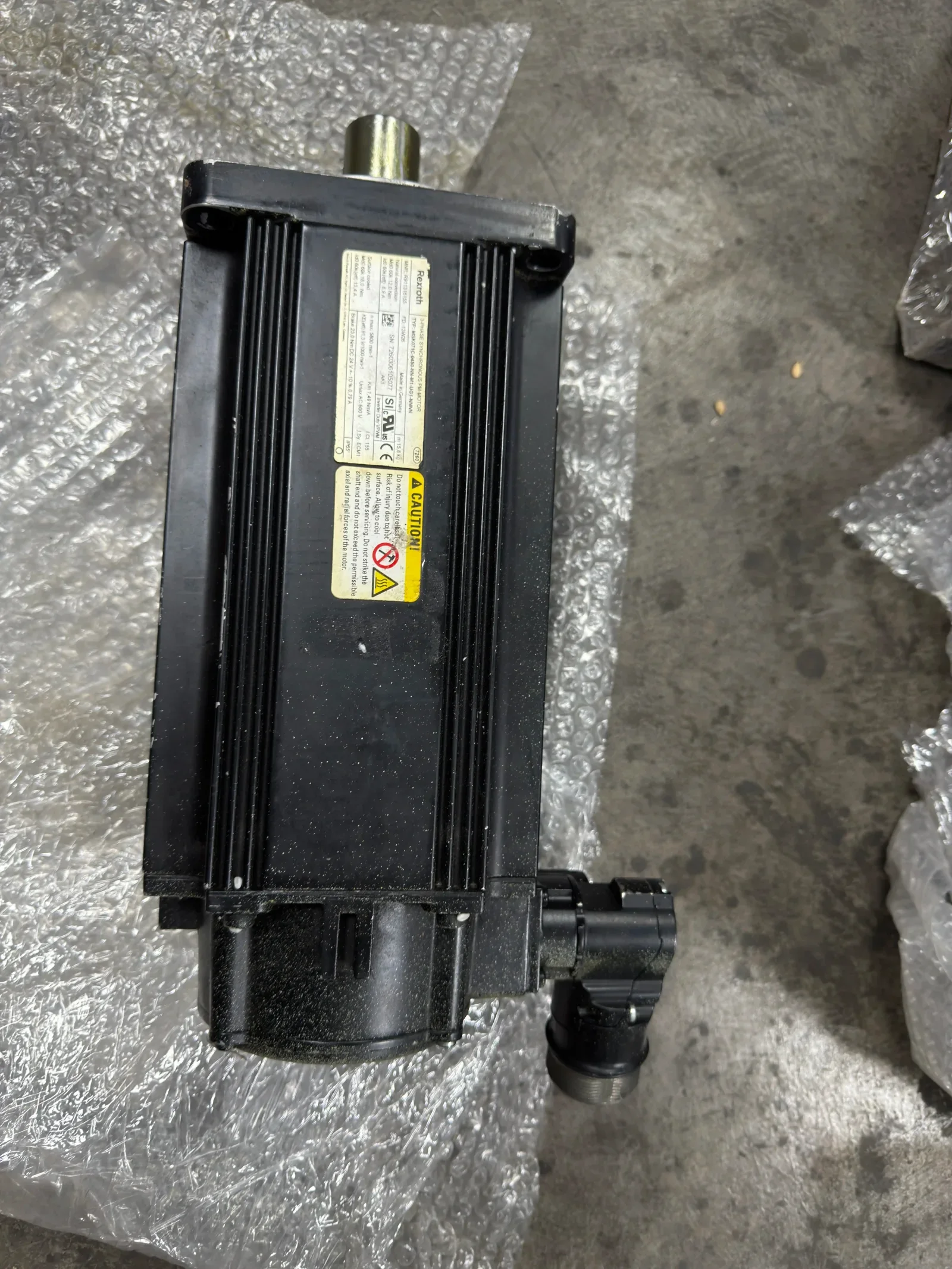 Bosch Rexroth MSK071C-0450-NN-M1-UG1-NNNN Motor & Drive Component product photo 1