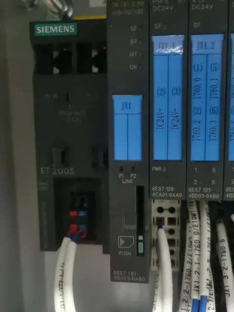White Label Siemens ET 200S mixed lot: 6ES7 151-3BA23-0AB0 / 6ES7 138-4CA01-0AA0 / 6ES7 131-4BD01-0AB0 / 6ES7 132-4BD00-0AB0 / 6ES7 138-4FA05-0AB0 / 6ES7 193-6AR00-0AA0 / 6 PLC Module product photo 4