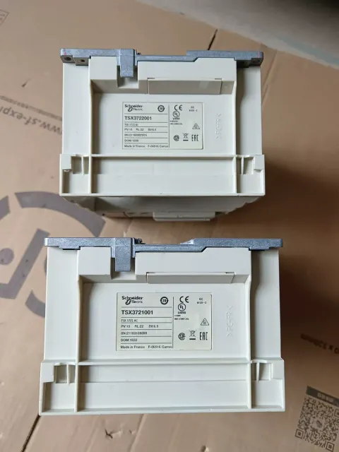 Schneider Electric TSX3721001 / TSX3722001 PLC Module product photo 8