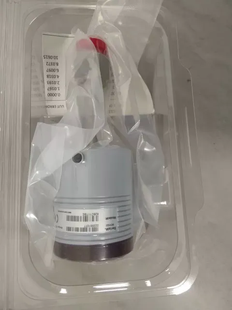 MKS 626C11TBE Industrial Sensor product photo 1