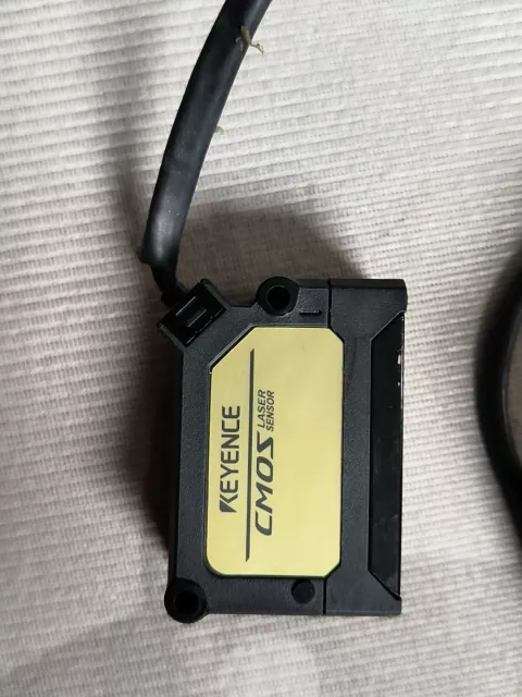 KEYENCE GV-21 + GV-H45L Industrial Sensor — product photo 11 of 13
