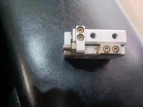 SMC MXQ6-10A Industrial Automation Component product photo 2