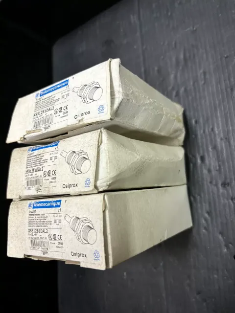 Telemecanique Sensors XS512B1DAL2 Industrial Sensor product photo 2