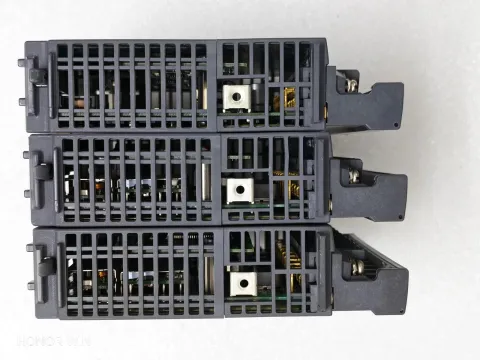Mitsubishi Electric Q68DAIN Industrial Automation Component — product photo 2 of 14