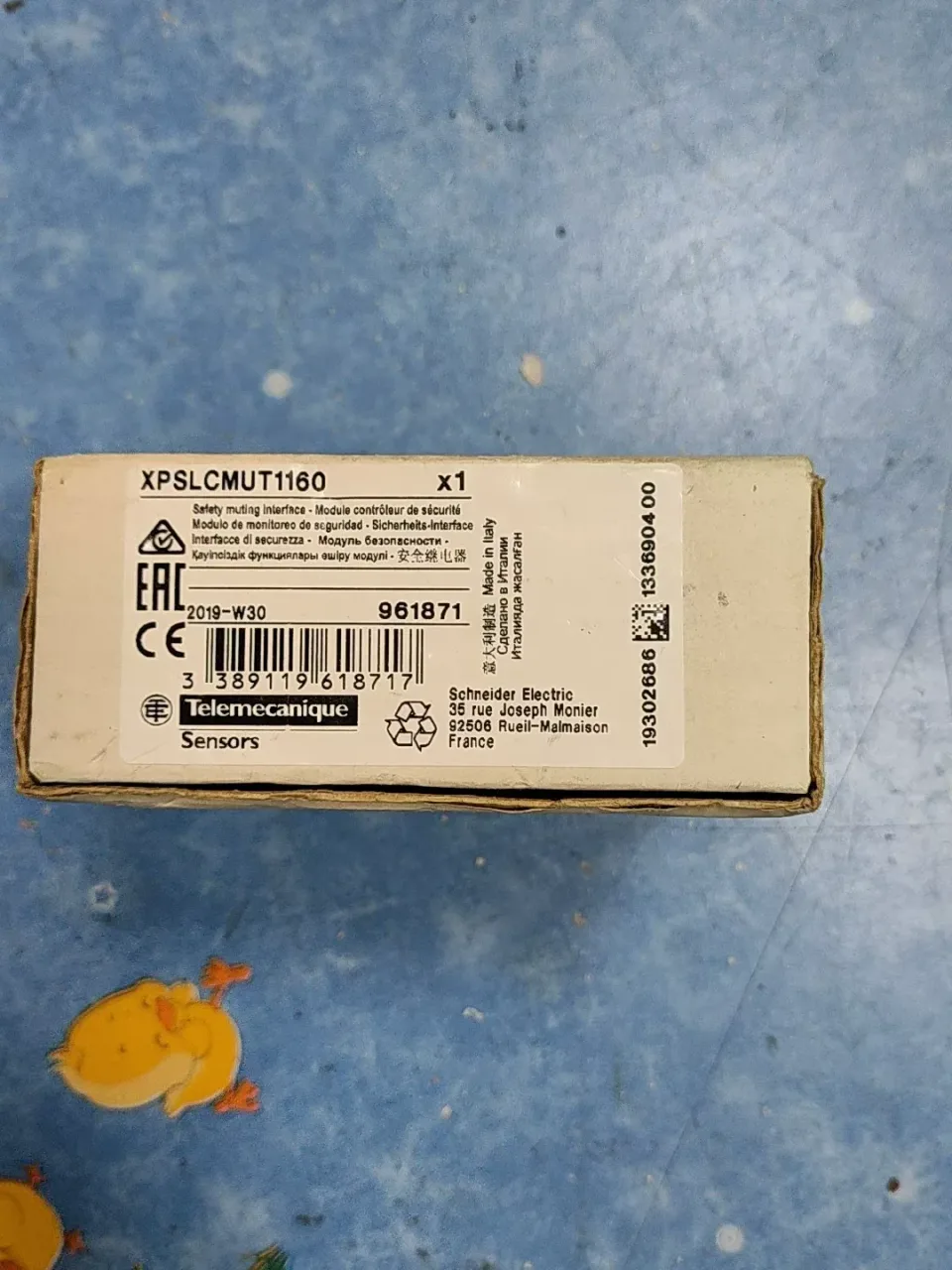 Schneider Electric XPSLCMUT1160 Industrial Automation Component product photo 1