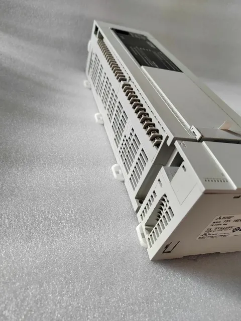 White Label FX5U-80MT/ES + FX5-16EX/ES PLC Module product photo 7