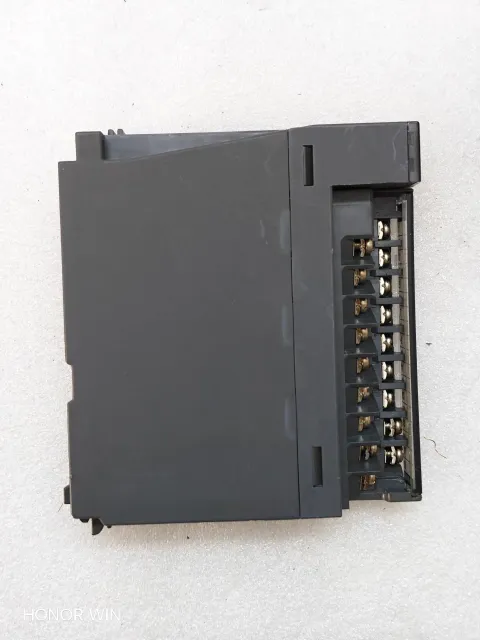 Mitsubishi Electric Q62DA Industrial Automation Component — product photo 2 of 24