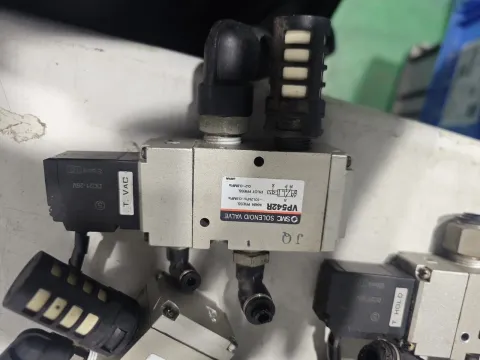 SMC VP542R Industrial Automation Component product photo 2
