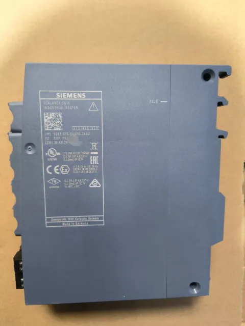Siemens 6GK5615-0AA00-2AA2 Industrial Automation Component — product photo 3 of 6