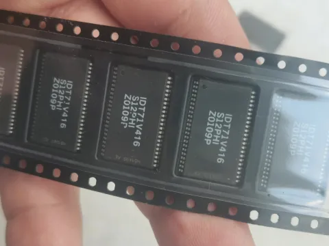 Renesas / IDT IDT71V416S12PHI Industrial Automation Component product photo 2