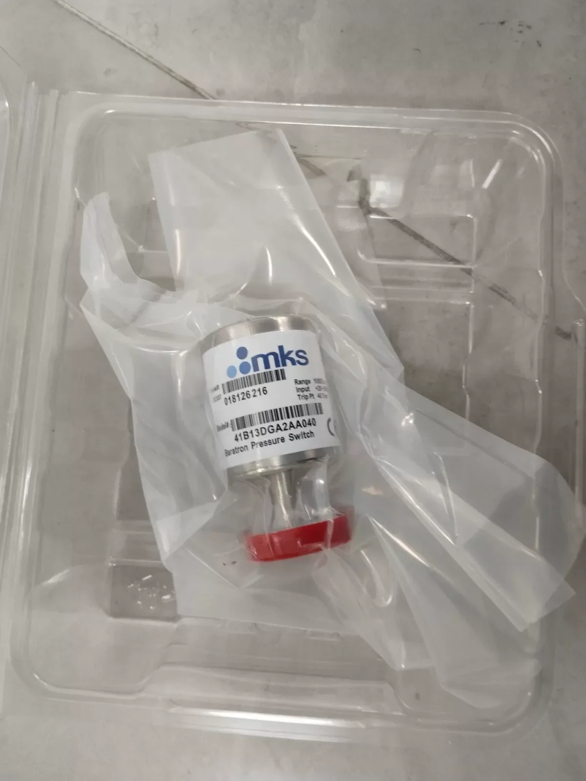 MKS Instruments 41B13DGA2AA040 Industrial Sensor — product photo 1 of 15
