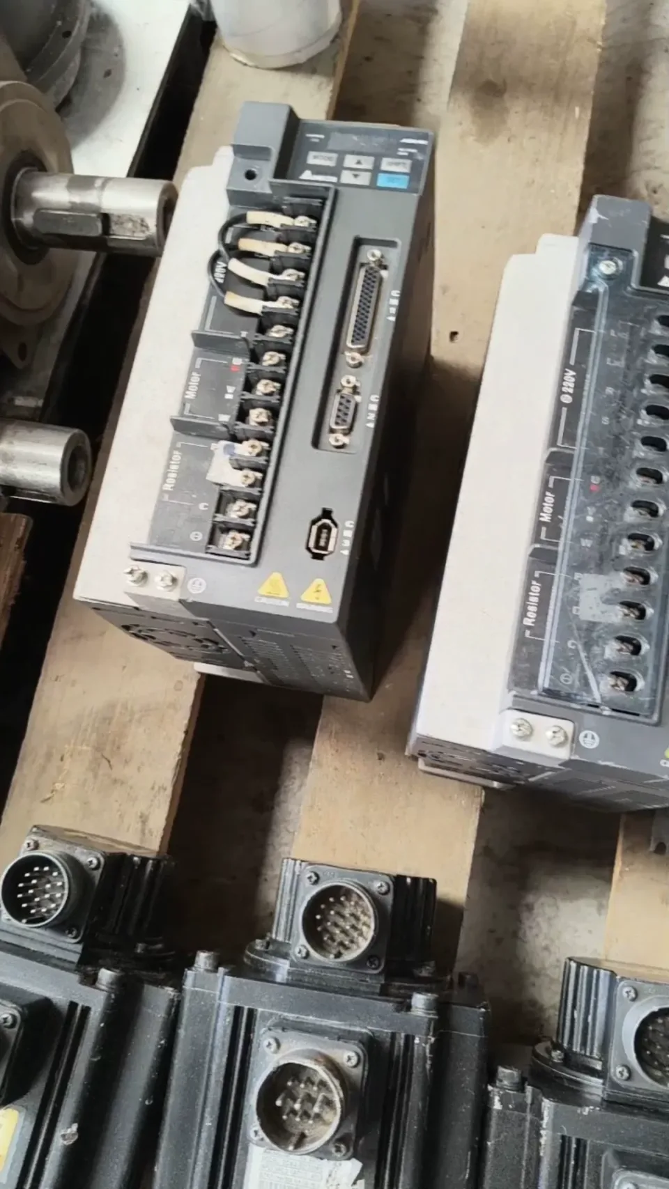 Unbranded Industrial ASD-B2-2023-B; ECMA-E21320FS; ECMA-E21320RS Motor & Drive Component product photo 1